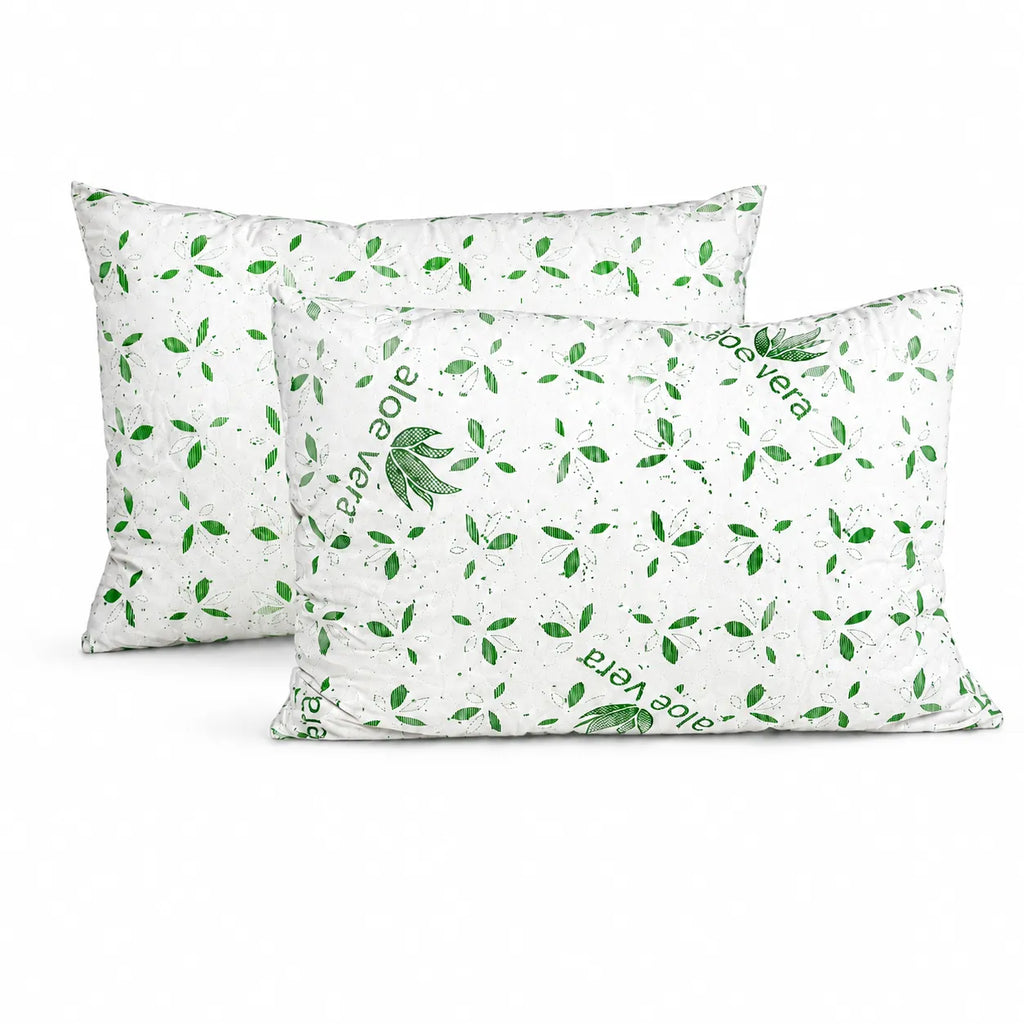 Set doua perne Aloe Vera matlasate cu imprimeu frunze verzi pe fundal alb
